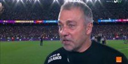 هانز فليك بعد تتويج برشلونة بالدوري الإسباني: نحن عائلة واحدة وحاربنا على كل نقطة