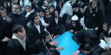 حرب "الرسائل النصية": طهران تخترق الهواتف الإسرائيلية وشبح "حنظلة" يطارد رؤوس الاستخبارات