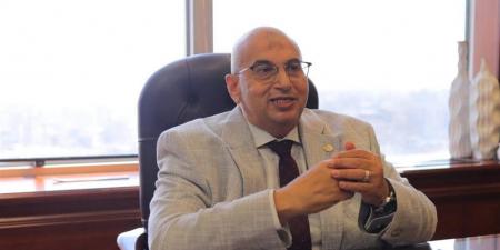 برلماني: يجب تحويل محيط مطار سفنكس لنموذج "المطار المدينة" وإنشاء منطقة تجارة حرة