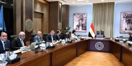 مدبولي يتابع الموقف التنفيذي وخطط التسليم والتشغيل بعددٍ من مشروعات وزارة الإسكان