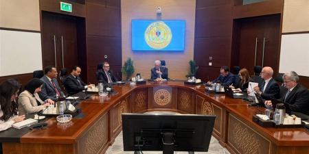 نائب رئيس الوزراء: الدولة تتبنى توجهًا واضحًا للفصل بين ملكية الشركات ونظم إدارتها