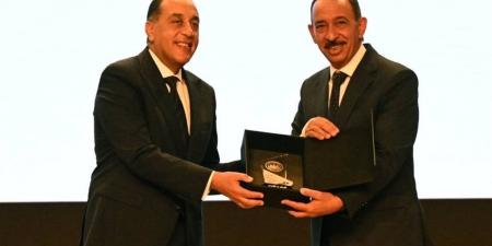 رئيس الوزراء يُكرم محافظة سوهاج لتصدرها محافظات الجمهورية في تدريبات العمل الحر