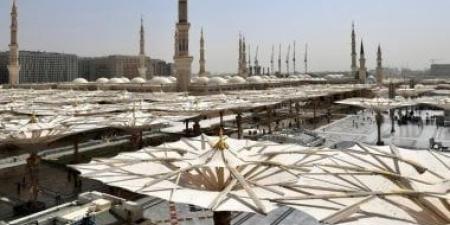 ساحات المسجد النبوى.. منظومة هندسية متكاملة لتلطيف الأجواء وخدمة الزائرين