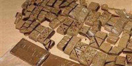سقوط عاطلين بحوزتهما 200 فرش حشيش قبل الترويج بالجيزة