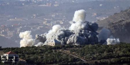 أهالى لبنان: أصوات القلق والغلاء والحرب أعلى من التكبيرات