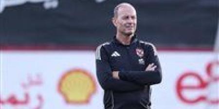 الأهلي يتمسك بالشرط الجزائي ويرفض مطالب وكيل توروب