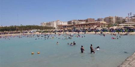 مدير الشواطئ العامة بالغردقة: رفع درجة الاستعداد وتجهيز منظومة الإنقاذ لاستقبال الزوار