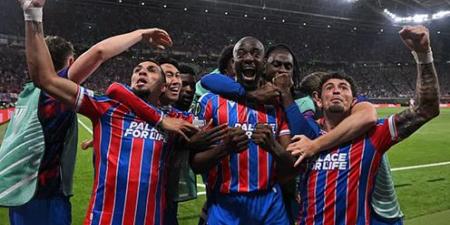 كريستال بالاس يتوج بلقب دوري المؤتمر الأوروبي لأول مرة في تاريخه