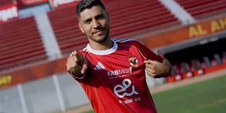 الأهلي يرحب برحيل محمد شريف.. وعروض عربية تُعيد رسم مستقبل الهجوم الأحمر