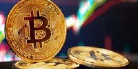 ضربة قوية للعملات الرقمية.. بيتكوين تهبط لأدنى مستوى في أسابيع