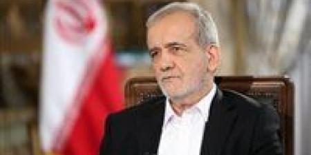 الرئيس الإيراني يبلغ اليابان استعداد طهران لتسهيل الملاحة في مضيق هرمز