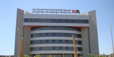 رئيس مشروعات "التنمية الصناعية": ننفذ حاليا أعمال ترفيق بمجمعين صناعيين في الإسكندرية وبورسعيد