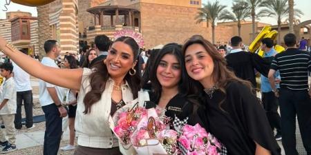 روجينا تحتفل بتخرج ابنتها مريم.. صور