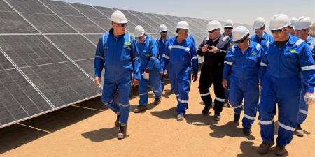 رئيس هيئة البترول يتفقد حقول "نوربتكو" بالصحراء الغربية لدعم الحفر وزيادة الإنتاج