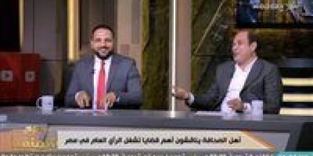 من تصدير الكلاب.. للهجوم على الحكومة بسبب انخفاض سعر البيض.. عمرو الديب يسخر من مقترحات النائبة سحر عتمان