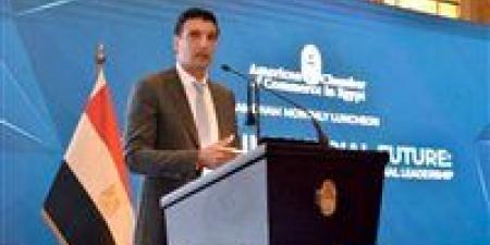 وزير الصناعة يستعرض مستجدات استراتيجية النهوض بالصناعة المصرية 2030