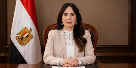وزيرة الإسكان تتفقد ربط خطوط الصرف بالقاهرة الجديدة المتجهة إلى محطة الجبل الأصفر