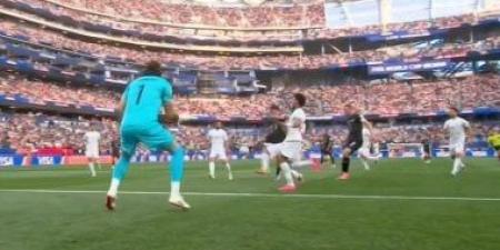 مجموعة مصر.. نيوزيلندا تتعادل مع إيران 1-1 في الشوط الأول بكأس العالم