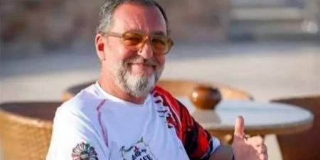 لماذا لم يُنقل الفنان محمد مرزبان إلى مستشفى بالقاهرة رغم مطالبات أسرته؟