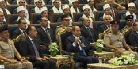الرئيس السيسي: الاستثمار في أوائل الخريجين وبناء كوادر مؤهلة لمستقبل الدولة
