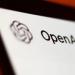 هل بدأت الحرب بين آبل وOpenAI؟ أزمة Siri وChatGPT تتصاعد