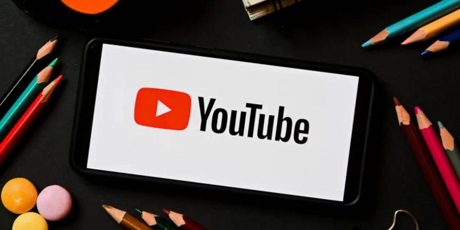 منصة
YouTube
تقدم
تجربة
جديدة
“ملونة”
على
التطبيق