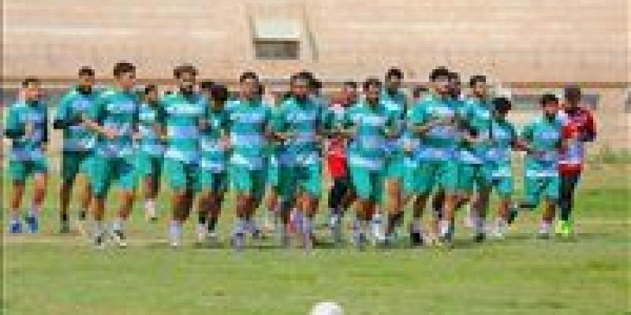 رضوان
      شفيق
      يعلن
      قائمة
      الشرقية
      لمواجهة
      المريخ
      البورسعيدي
      بالدوري
      الممتاز
      ب
