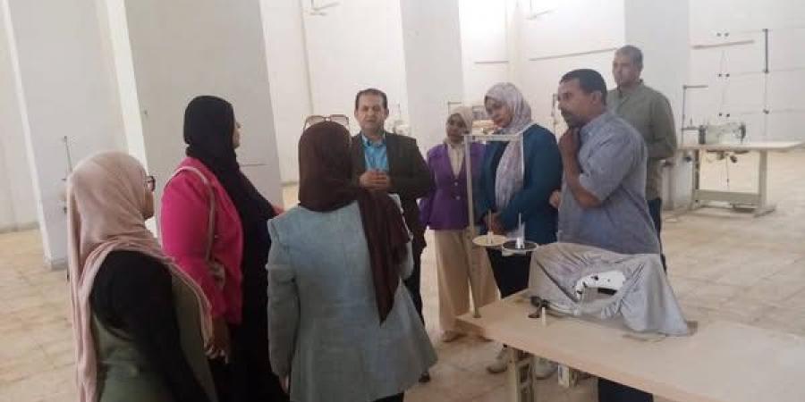 مديرية
      العمل
      بالأقصر
      تبحث
      سبل
      التعاون
      مع
      غرفة
      شركات
      السياحة
      للتفتيش
      على
      المنشأت
      السياحية