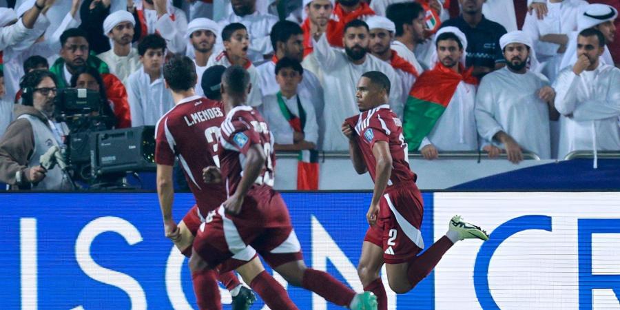 منتخب
      قطر
      يتأهل
      لنهائيات
      كأس
      العالم
      2026
      للمرة
      الثانية
      تاريخياً
      بالفوز
      على
      الإمارات