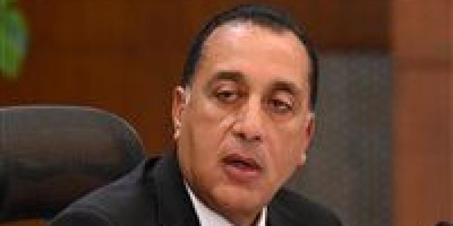 تعيين
      الدكتور
      هاشم
      السيد
      هاشم
      مساعدا
      لرئيس
      مجلس
      الوزراء
      ورئيسا
      تنفيذيا
      لوحدة
      الشركات
      المملوكة
      للدولة