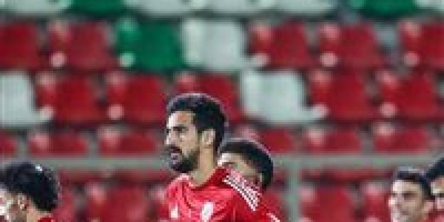 الأهلي
      ينهي
      مرانه
      الأول
      في
      بوروندي
      وسط
      هطول
      غزير
      للأمطار
      استعدادًا
      لمواجهة
      إيجل
      نوار