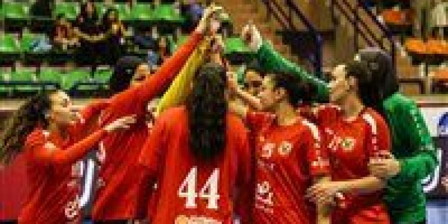 اليوم..
      سيدات
      يد
      الأهلي
      يواجه
      «فلاورز
      البنيني»
      بربع
      نهائي
      بطولة
      إفريقيا