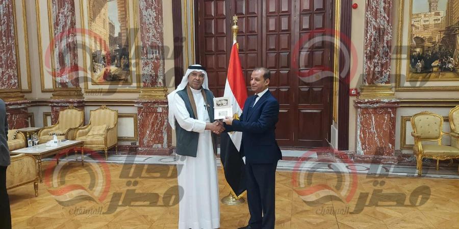 عطية
      محمد
      سليمان
      يتسلم
      كارنيه
      عضوية
      مجلس
      الشيوخ
      2025..صور