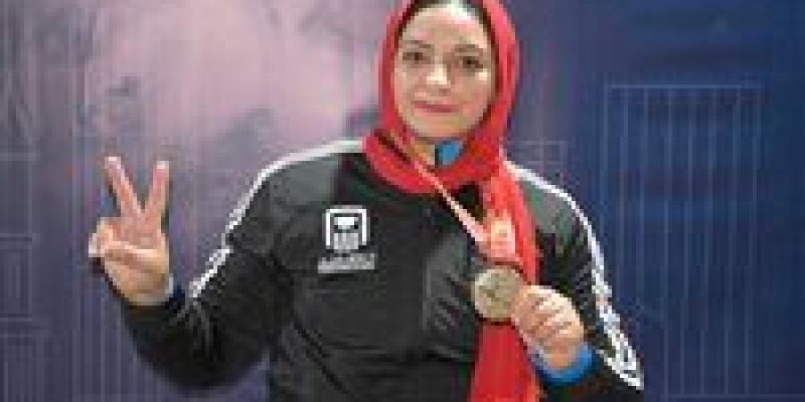 ريحاب
      رضوان
      لاعبة
      رفع
      الأثقال:
      هدفي
      تحقيق
      ميدالية
      في
      بارالمبياد
      لوس
      انجلوس