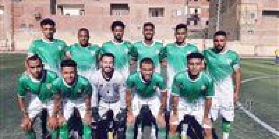 أخميم
      يتخطي
      الغنايم
      بخماسية
      وقنا
      المتصدر
      يسقط
      في
      فخ
      التعادل
      أمام
      هلال
      طهطا
      بالقسم
      الثالث