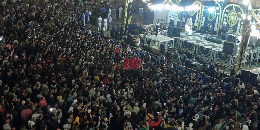 لا
      موضع
      لقدم
      في
      ليلة
      ياسين
      التهامي
      بمولد
      السيد
      البدوي