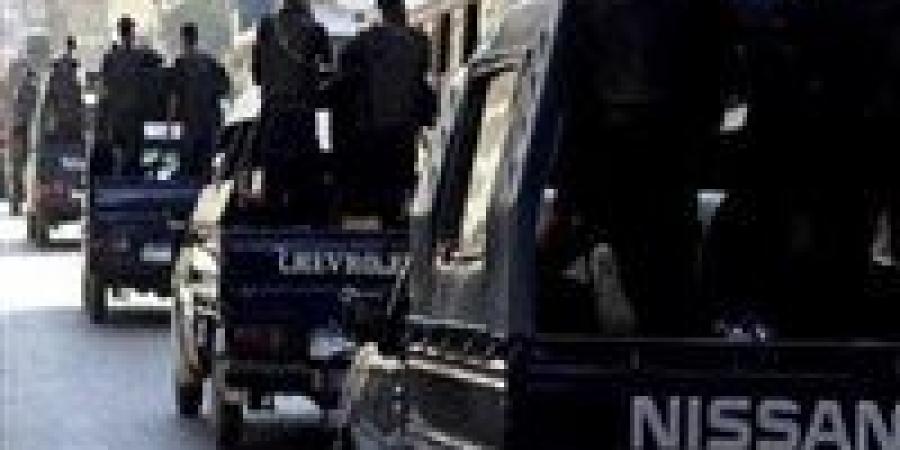 القبض
      على
      "جاسوس
      النظارة"
      داخل
      بنك
      شهير
      بالجيزة