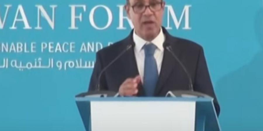 وزير
      الخارجية:
      مصر
      هي
      أكثر
      الدول
      تضررا
      من
      التصعيد
      في
      البحر
      الأحمر
      وخليج
      عدن