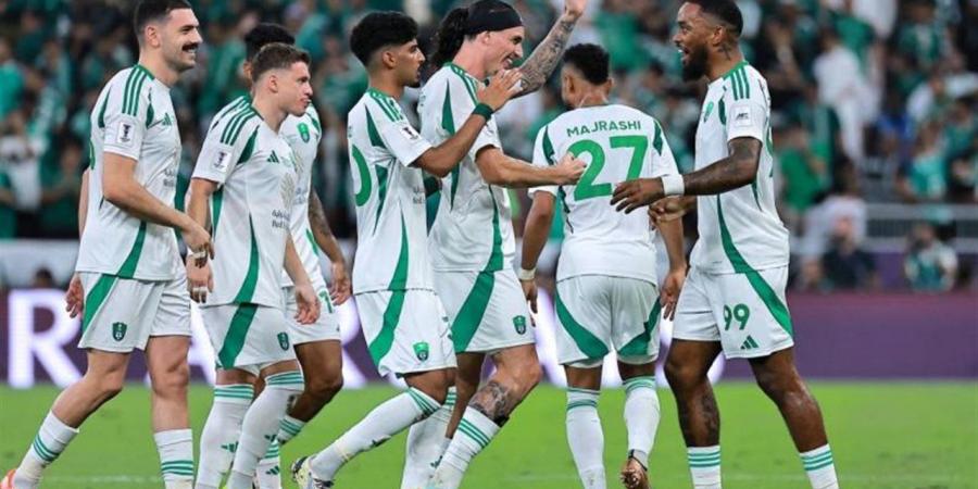 يلاشوت..
      بث
      مباشر
      لمباراة
      الأهلي
      السعودي
      والغرافة
      القطري
      في
      دوري
      أبطال
      أسيا