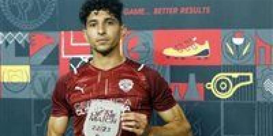 معتز
      البطاوي:
      الأهلي
      كان
      يرغب
      في
      ضم
      أحمد
      هاني
      ولكن
      المفاوضات
      توقفت
