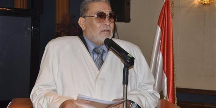 شيخ
      "الشبراوية"
      يكشف
      الفرق
      بين
      الصوفي
      والمتصوف
      والتصوف