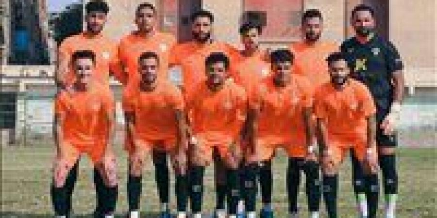 إنسحاب
      القزازين
      من
      مواجهة
      الرباط
      والأنوار
      لعدم
      وجود
      حراس
      مرمي