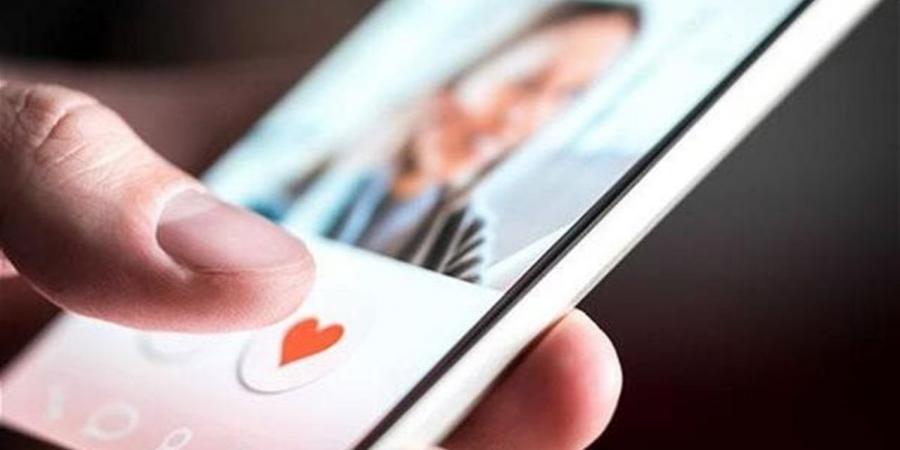⁠أبوظبي
      تتيح
      خدمة
      الزواج
      الرقمي
      للمواطنين
      والمقيمين
      بـ800
      درهم
      فقط