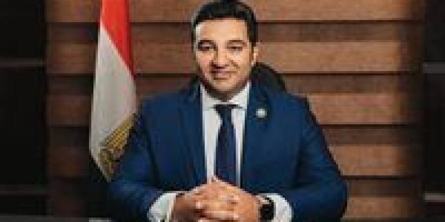 محمود
      عصام:
      القمة
      المصرية
      الأوروبية
      في
      بروكسل
      تعكس
      مكانة
      مصر
      بين
      دول
      العالم