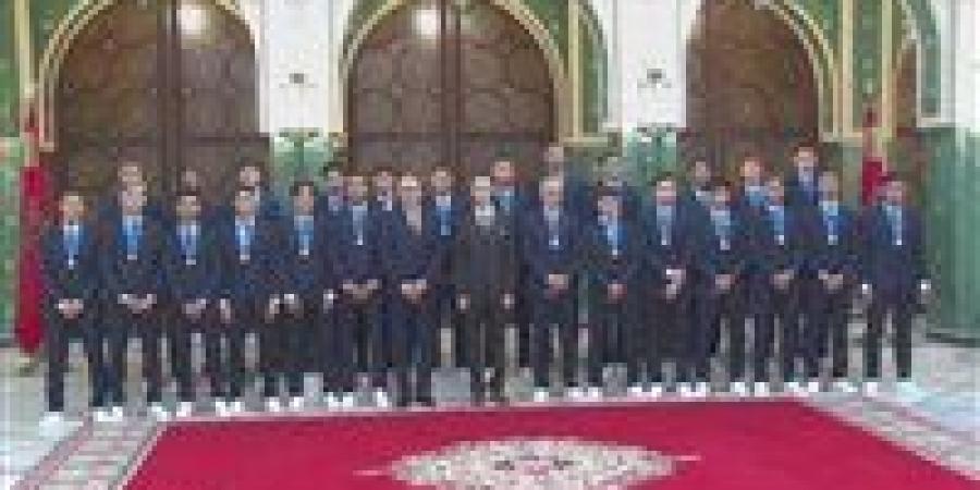 ولي
      العهد
      المغربي
      يستقبل
      "أشبال
      الأطلس"
      بعد
      الفوز
      التاريخي
      بكأس
      العالم
      للشباب