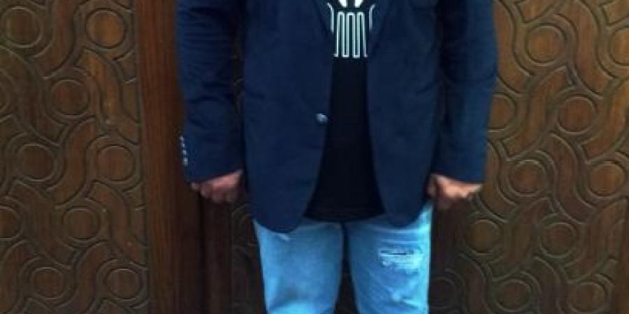 ادّعى
      فك
      السحر
      والحسد..
      الداخلية
      تضبط
      نصّابًا
      يبيع
      الوهم
      على
      الإنترنت
