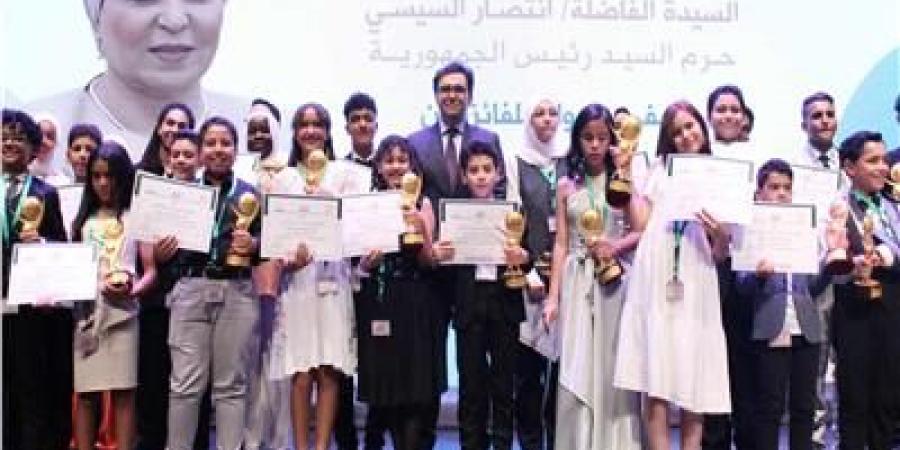 لماذا
      لا
      يفوز
      أطفال
      السويس
      في
      جائزة
      الدولة
      للمبدع
      الصغير؟..
      زياد
      عبد
      التواب
      يوضح