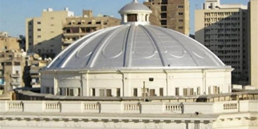 هل
      يحق
      للمواطن
      التصويت
      خارج
      محل
      الإقامة؟..
      القانون
      يوضح
      التفاصيل
      الكاملة