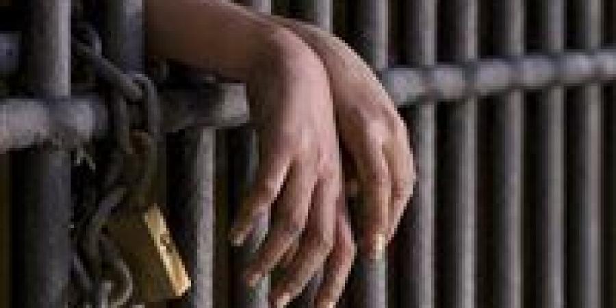 حبس
      طالب
      تربية
      رياضية
      بعد
      تعديه
      على
      تلميذة
      ابتدائي
      بمدرسة
      بالمنصورة