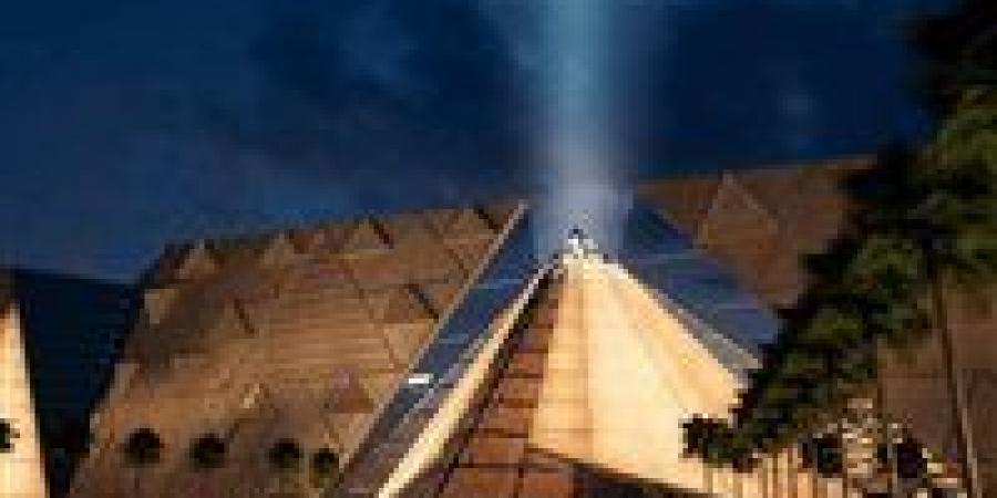 سياحة
      النواب
      لتحيا
      مصر:
      افتتاح
      المتحف
      المصري
      سيشهد
      أحدث
      تقنية
      عرض
      في
      العالم..
      وسيسهم
      في
      زيادة
      الدخل
      القومي